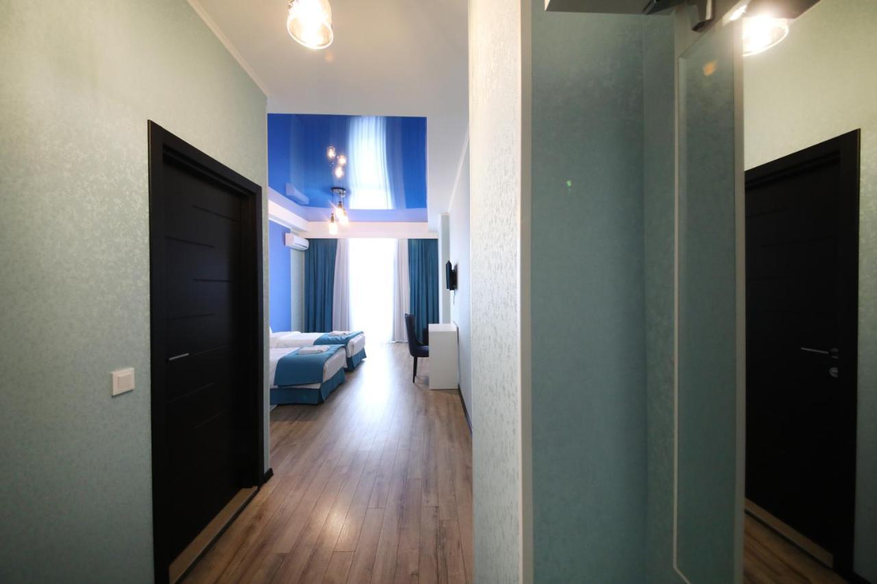 Hotel Panoramic Kutaisi Bagian luar foto