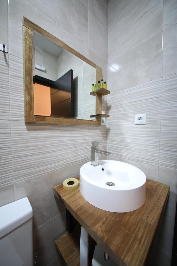 Hotel Panoramic Kutaisi Bagian luar foto