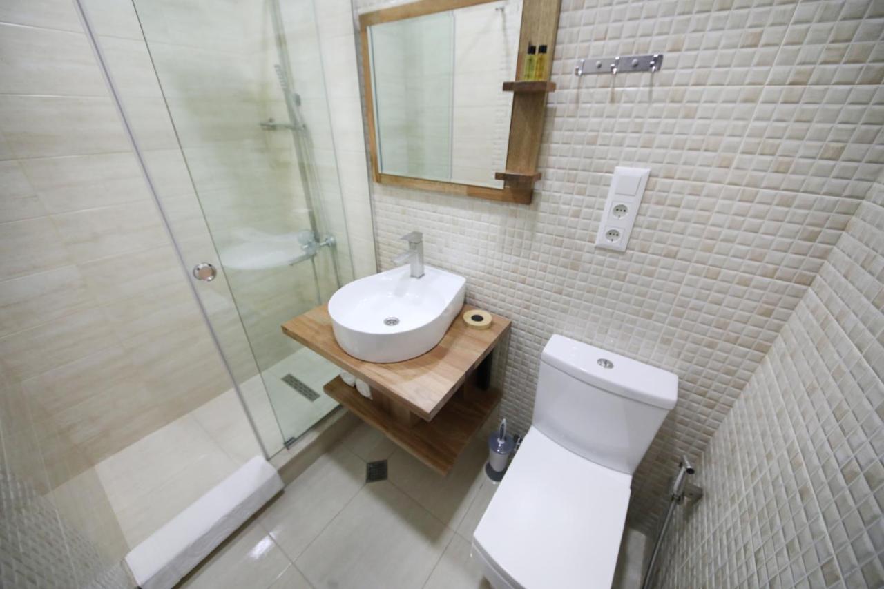 Hotel Panoramic Kutaisi Bagian luar foto