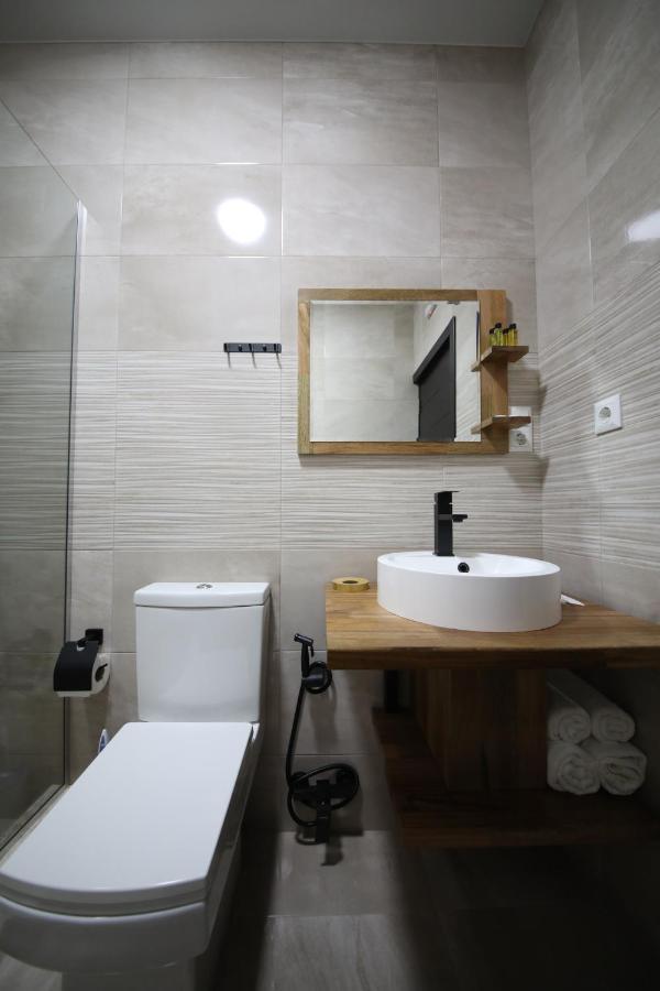 Hotel Panoramic Kutaisi Bagian luar foto