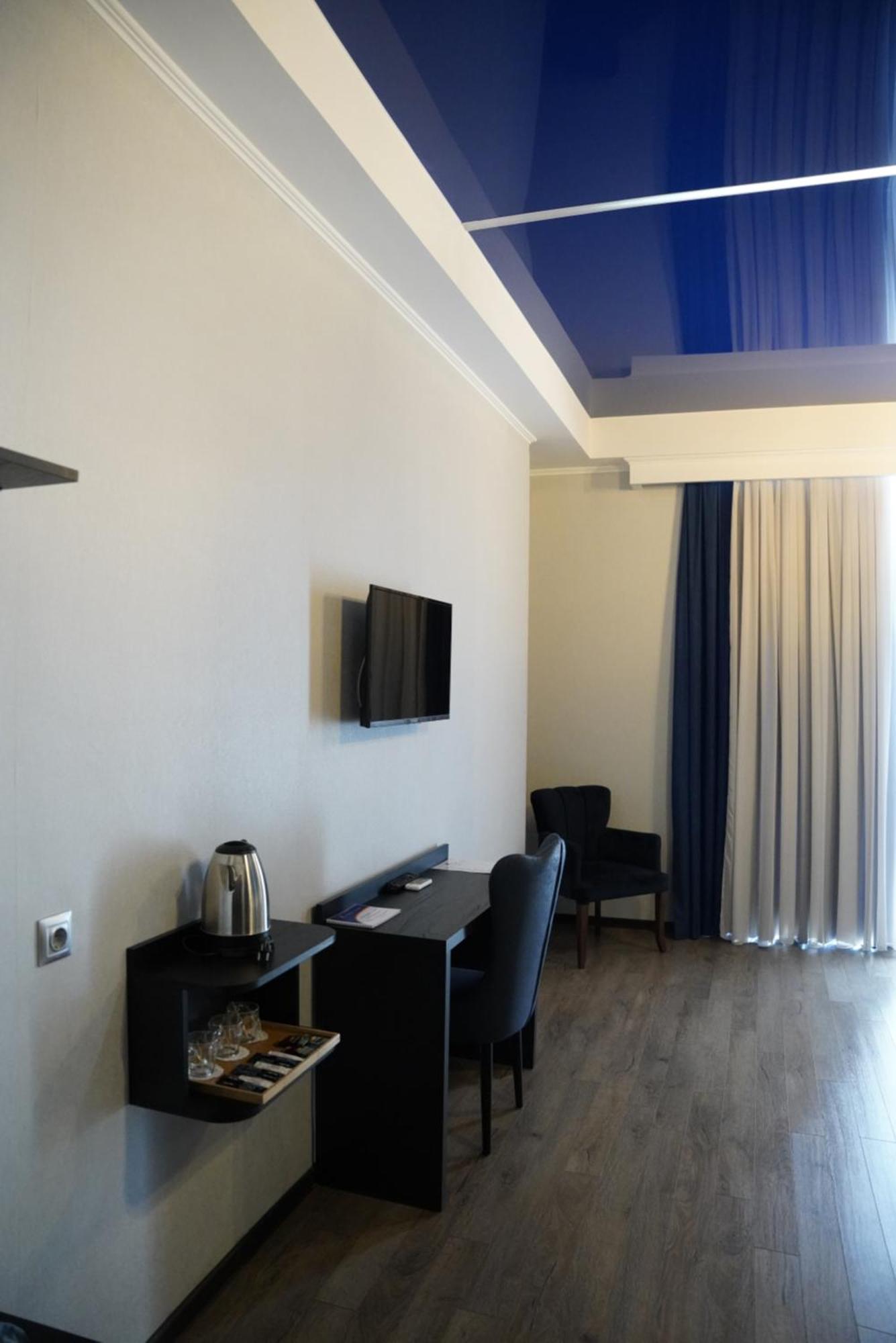 Hotel Panoramic Kutaisi Bagian luar foto