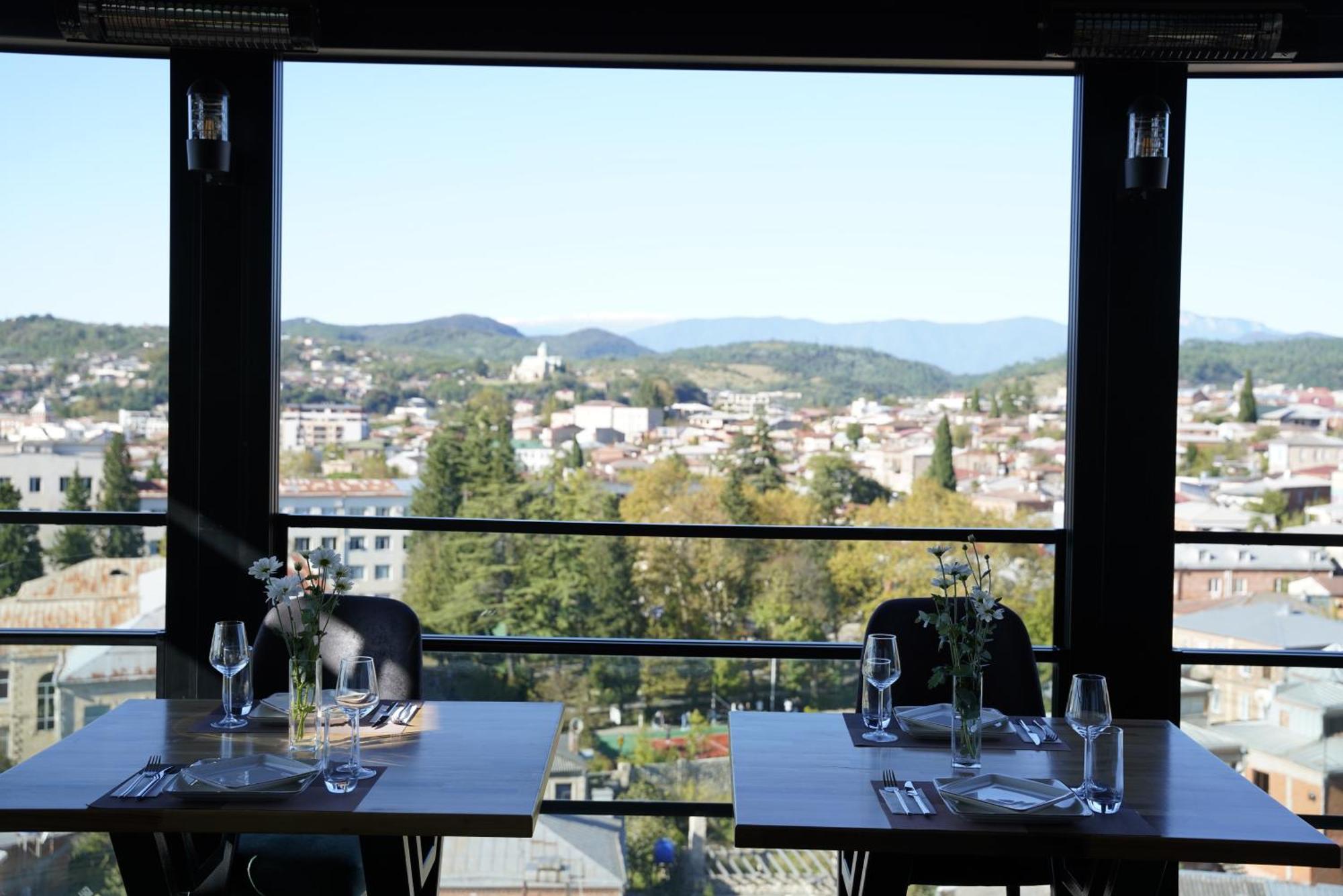 Hotel Panoramic Kutaisi Bagian luar foto