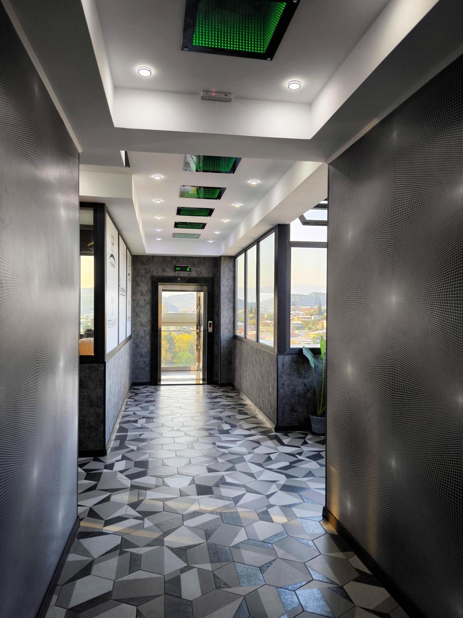 Hotel Panoramic Kutaisi Bagian luar foto